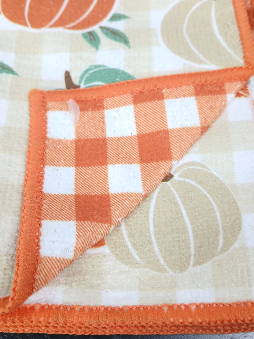 NWT "FALL PUMPKINS"  Kitchen Stove Dish Hand Towel Microfiber Double Sided